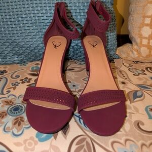 Elegant burgundy leather block heel sandals by Helen. Rich wine color with perfo